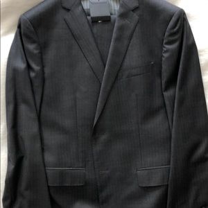 Banana Republic Men’s Suit - Charcoal Herringbone